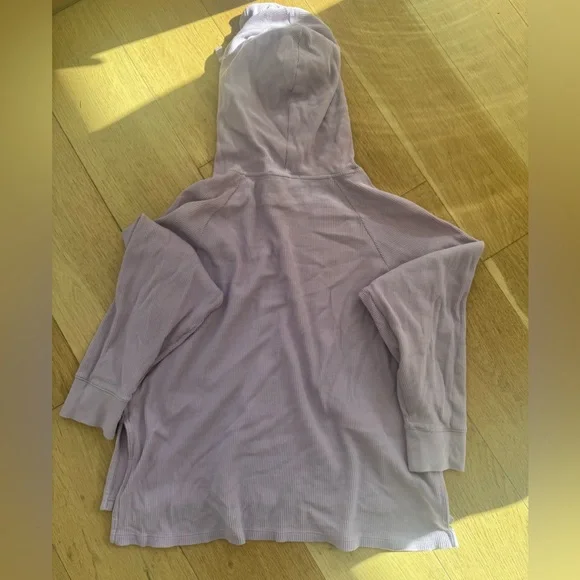 Loveshackfancy hoodie - Picture 4 of 5